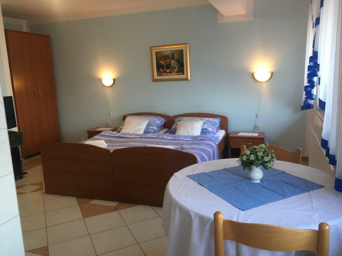 Ana Apartman *