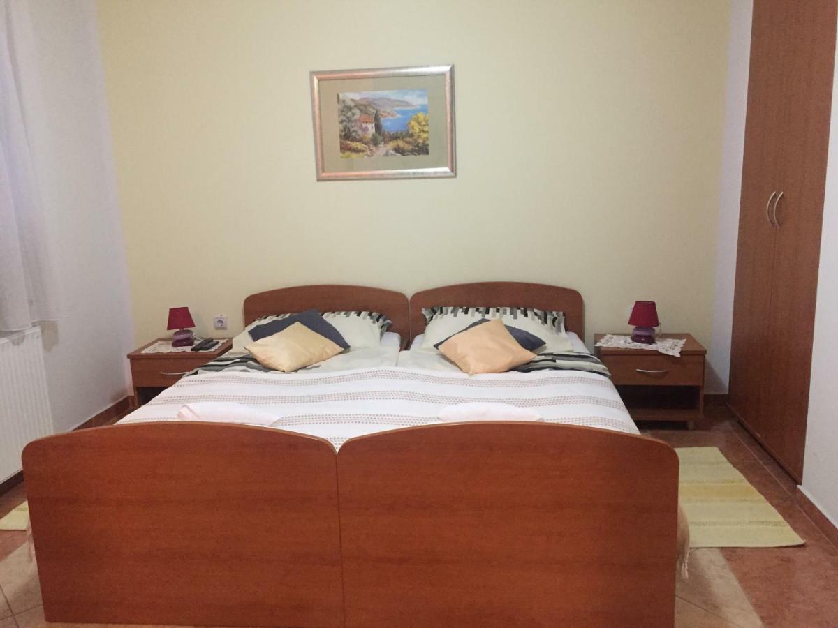 Ana Apartman *
