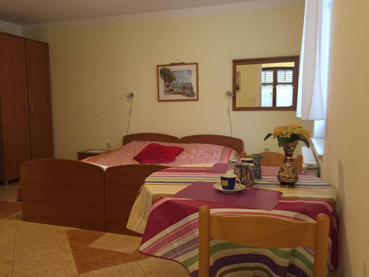 Ana Apartman