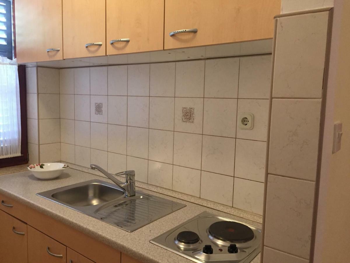 Ana Apartmán *